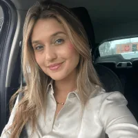Retrato de Amanda Salomão